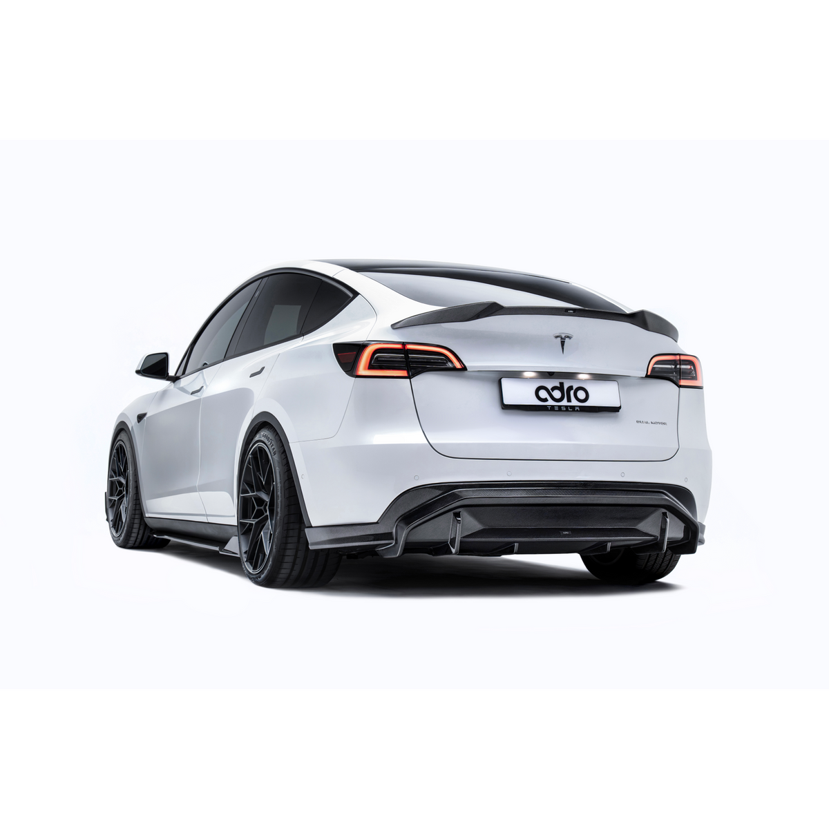 Tesla Model Y – przedni splitter carbon V2 ADRO