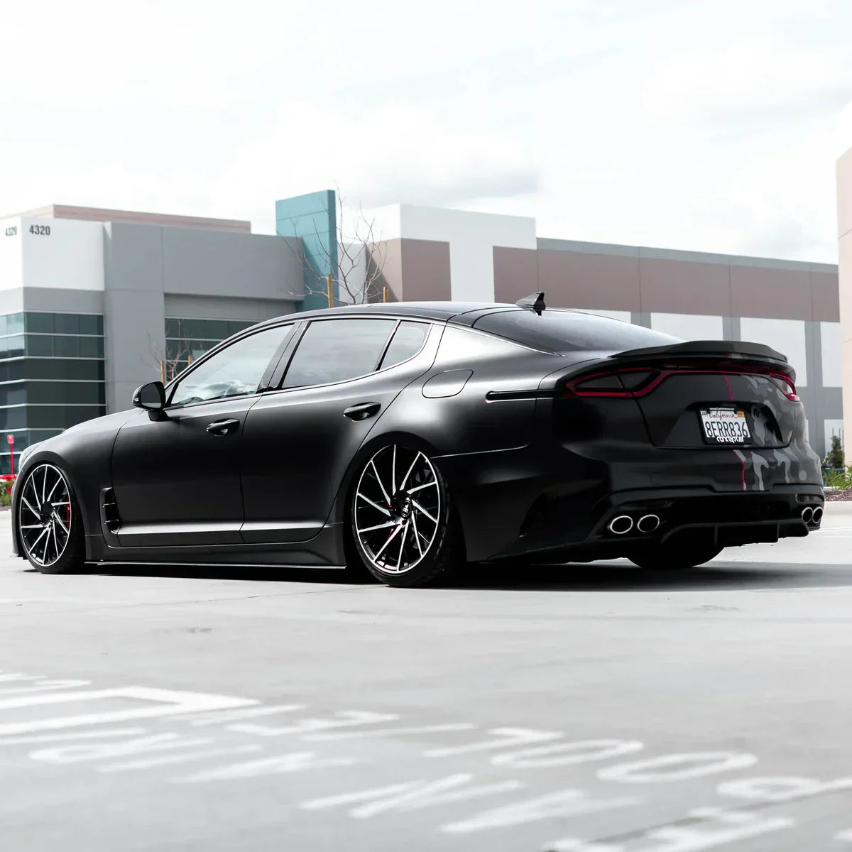 Kia Stinger – spoiler klapy bagażnika carbon V2 ADRO