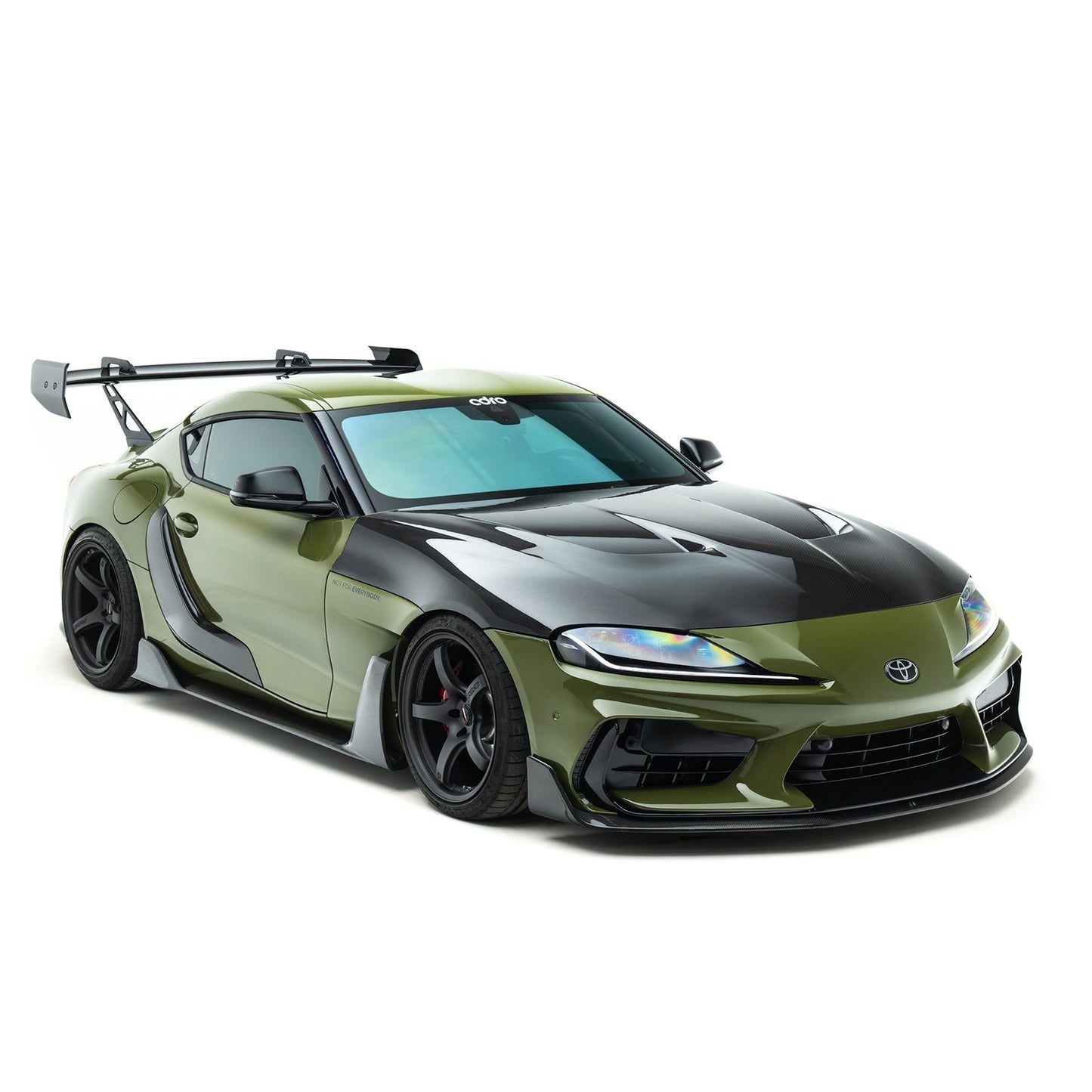 Toyota GR Supra – maska carbon/kevlar ADRO