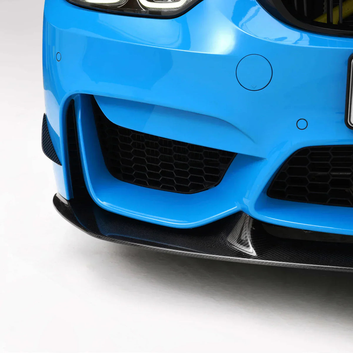 BMW F82 M4/F80 M3 – przedni splitter carbon ADRO