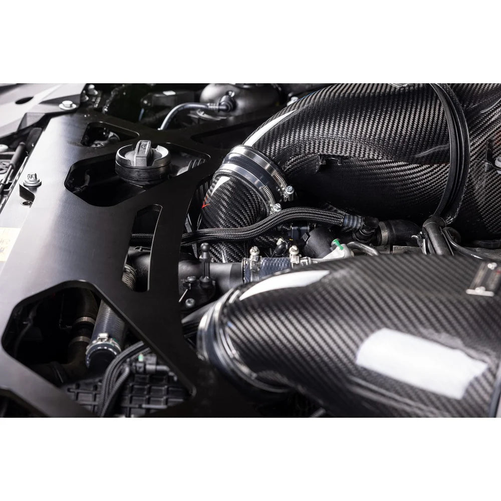 Wlot turbo Eventuri BMW X5M, X6M, XM, X5 M60i, X7 M60i - LCI - widok boczny