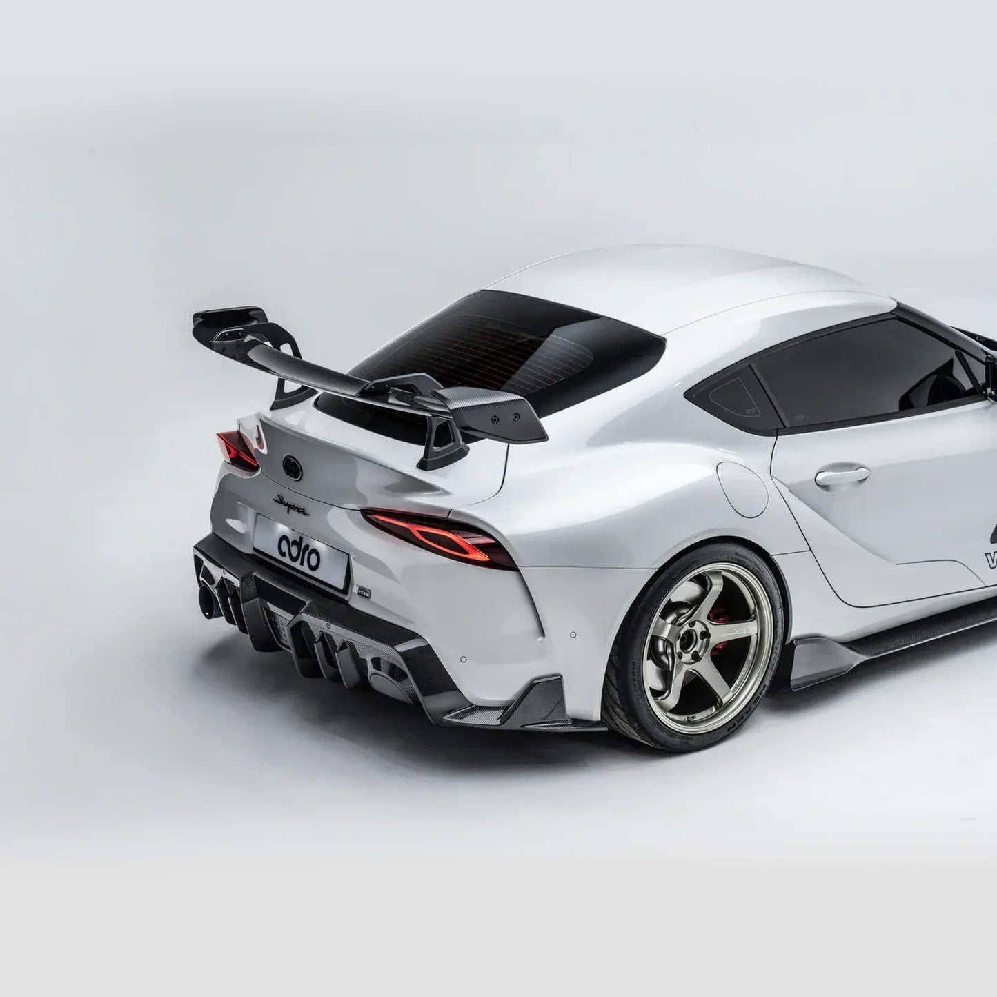 Toyota GR Supra – dyfuzor tylny carbon ADRO