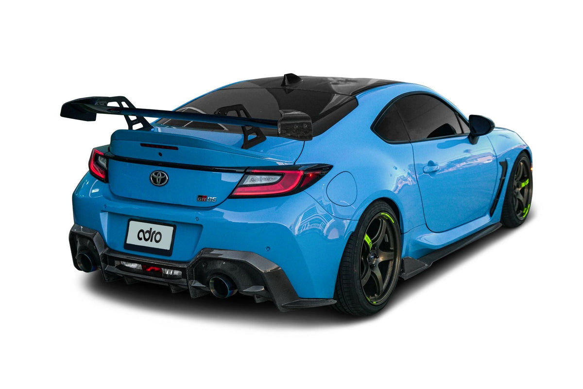 Subaru BRZ / Toyota GR86 – skrzydło Swan Neck AT-R1 carbon ADRO