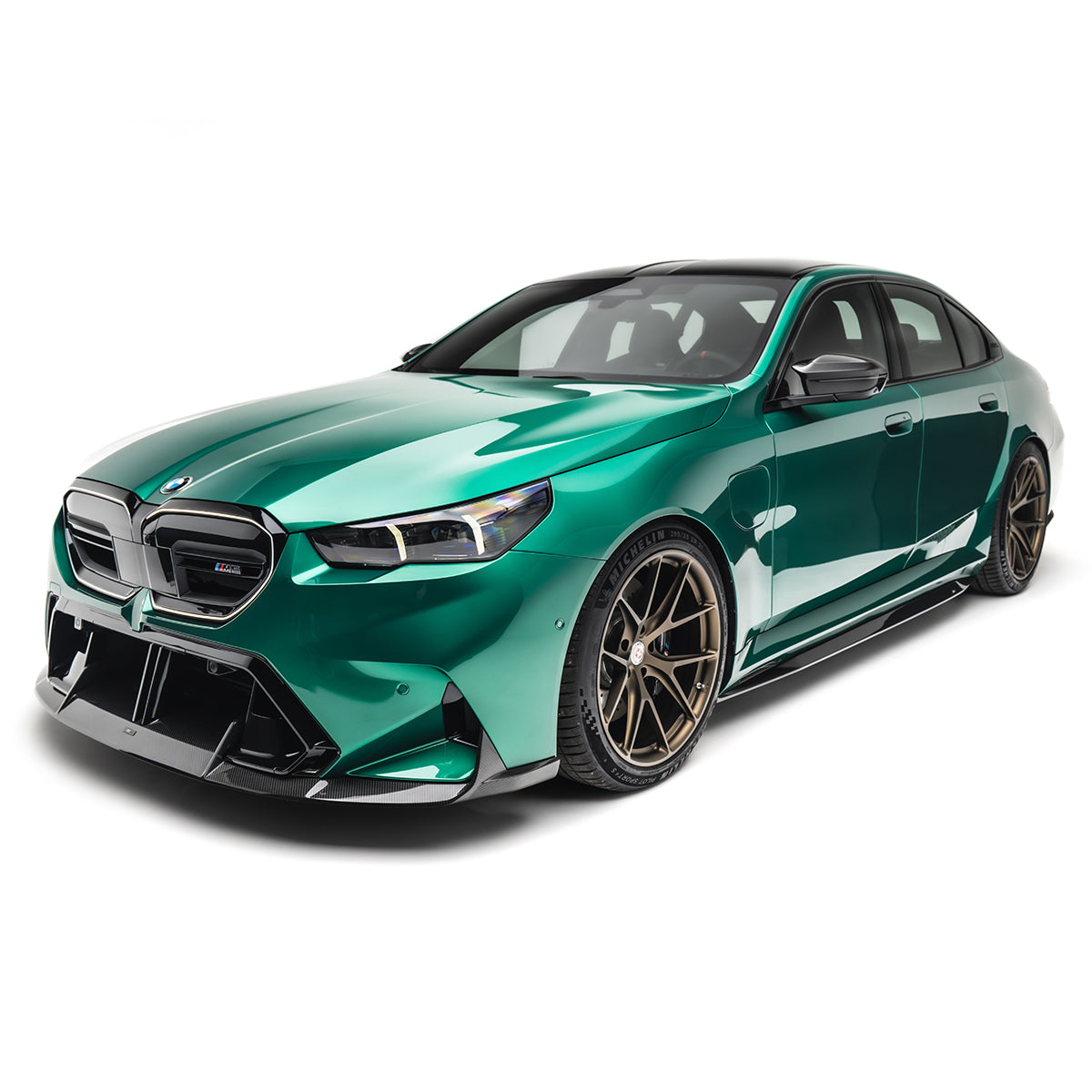 BMW G90 M5 – progi boczne carbon ADRO