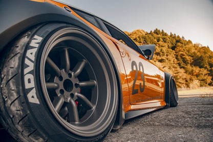 Nissan Z (400Z) – bodykit widebody LB-Nation carbon Liberty Walk – zdjęcie 8