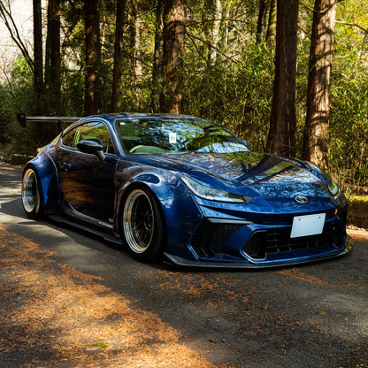 Toyota GR86 / Subaru BRZ – bodykit widebody V2 kompletny ADRO