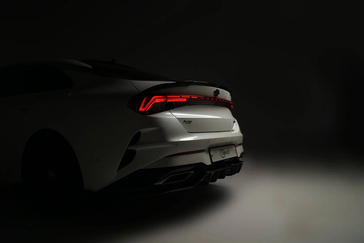 kia-k5-rear-diffuser_image_1