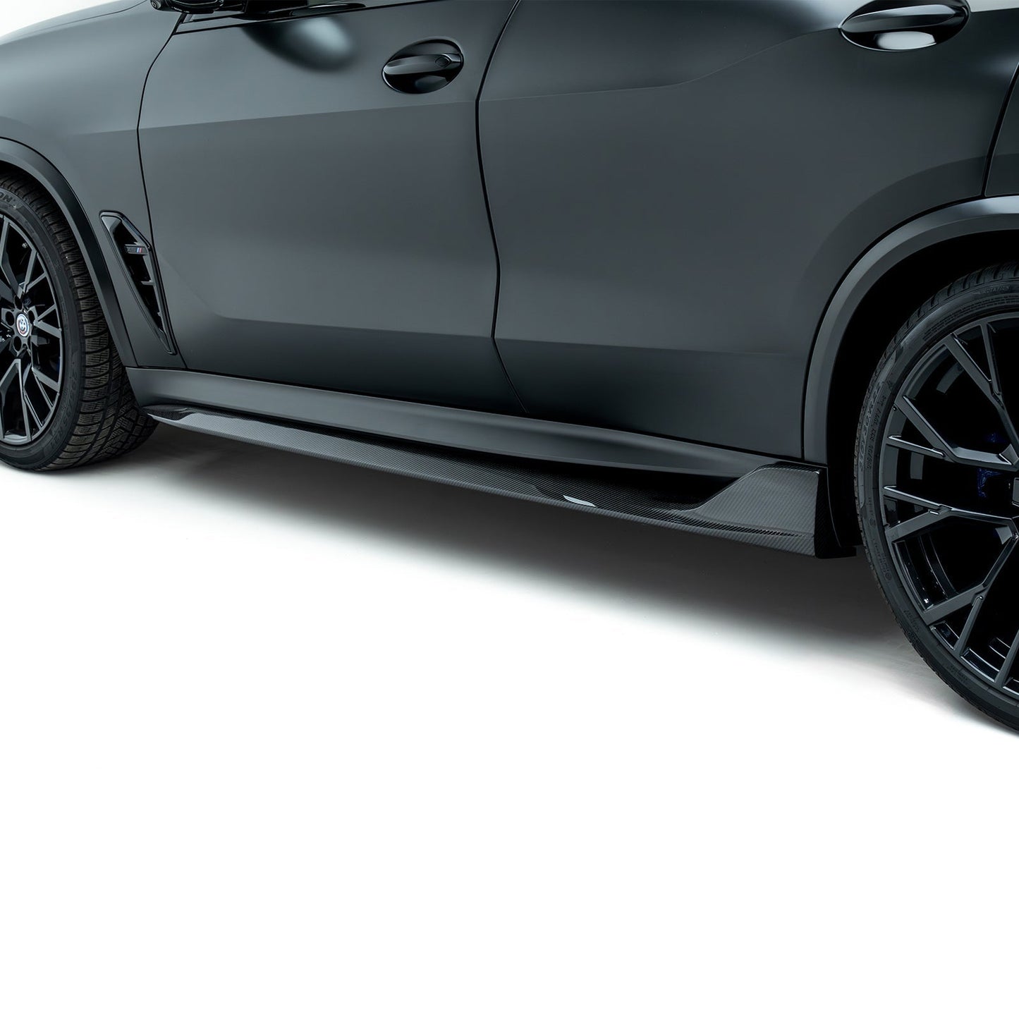 BMW F95 X5M – progi boczne carbon ADRO