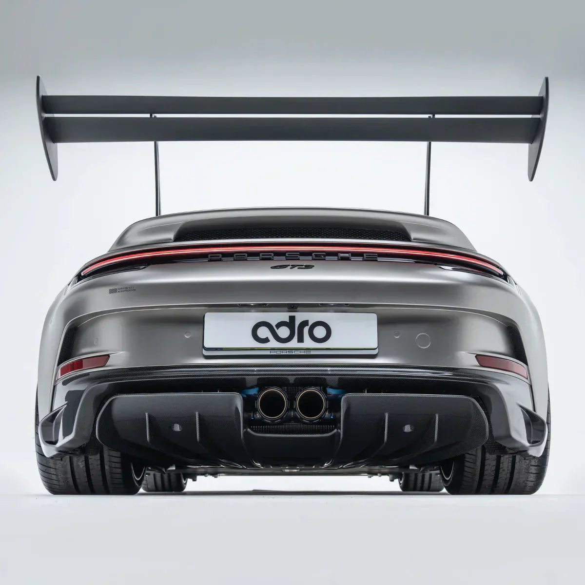 Porsche 992 GT3 – dolny panel zderzaka tylnego carbon ADRO