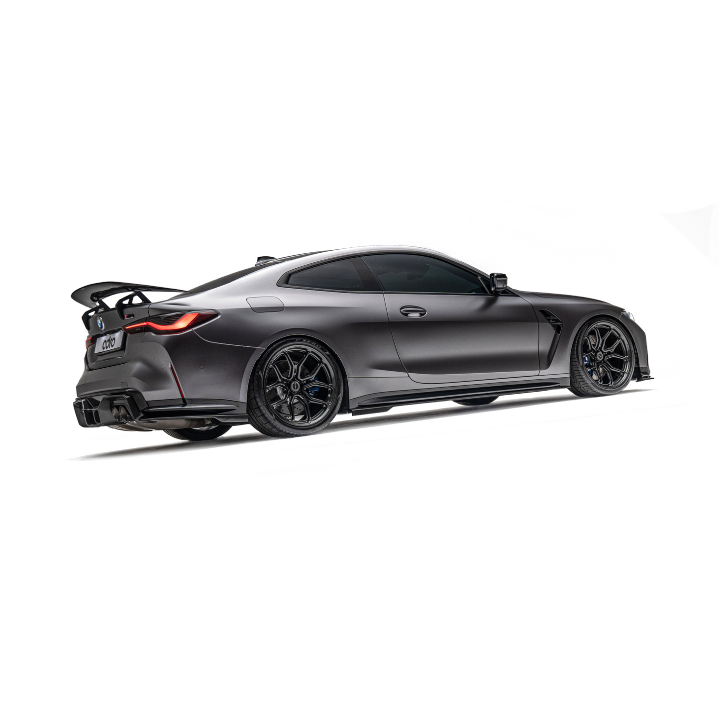 BMW G82 M4 – tylne skrzydło Swan Neck AT-S carbon ADRO