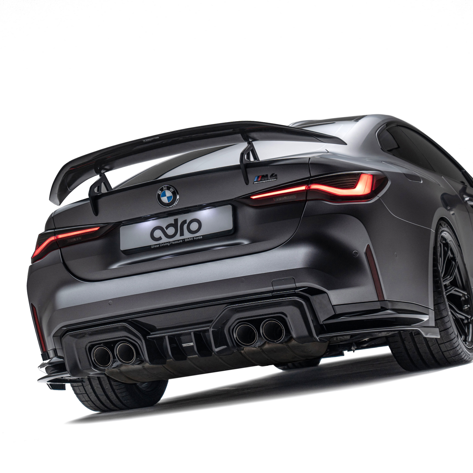 BMW G82 M4 – tylne skrzydło Swan Neck AT-S carbon ADRO
