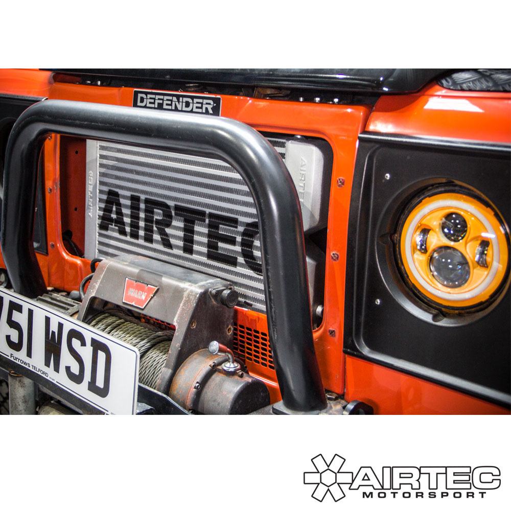 AIRTEC Motorsport Intercooler przedni do Land Rover Defender 300TDI (8)