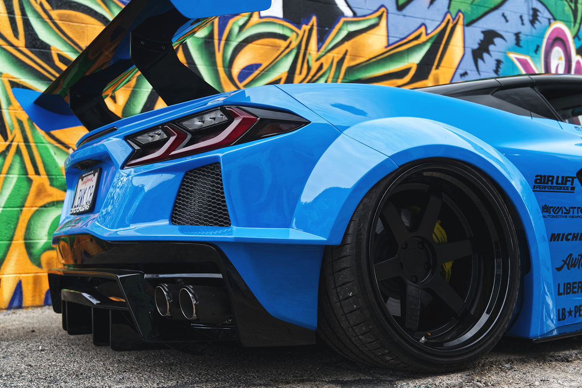Chevrolet Corvette C8 – bodykit widebody LB-Silhouette WORKS FRP Liberty Walk – zdjęcie 6