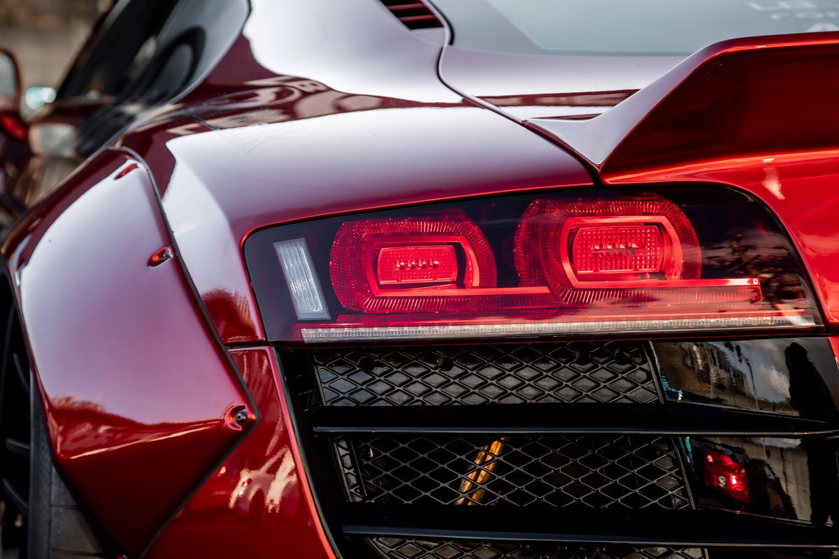 Audi R8 V10 (42) – bodykit widebody LB-WORKS FRP Liberty Walk – zdjęcie 12