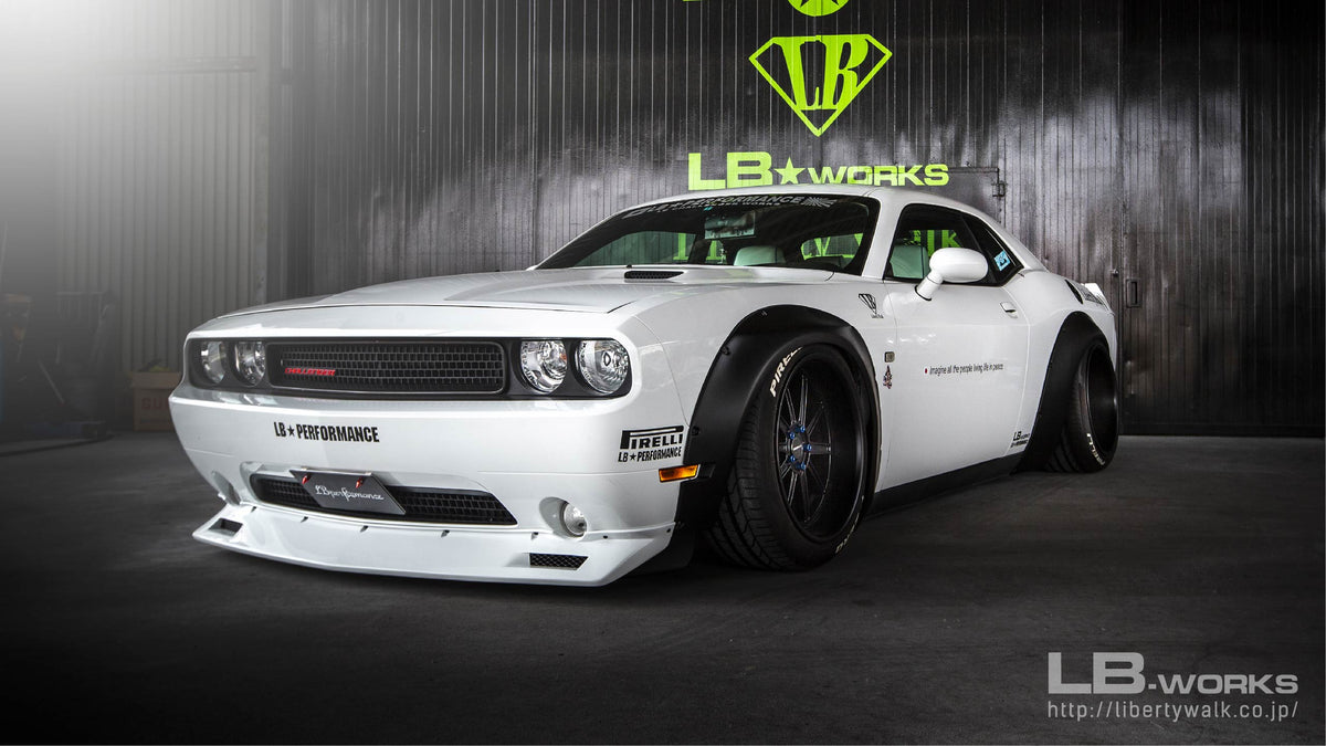 Dodge Challenger – bodykit widebody LB-WORKS FRP Liberty Walk – zdjęcie 4