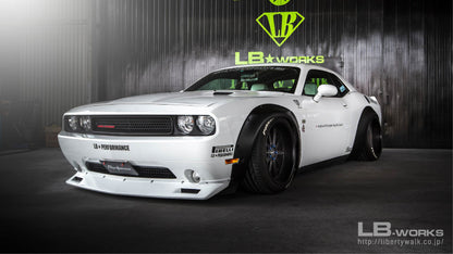 Dodge Challenger – bodykit widebody LB-WORKS FRP Liberty Walk – zdjęcie 4