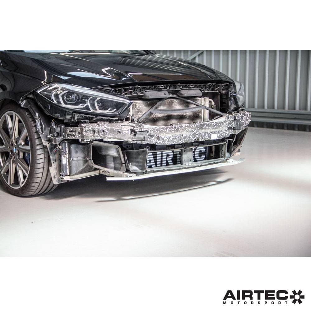 AIRTEC Motorsport Intercooler do BMW M135i (F40) (7)