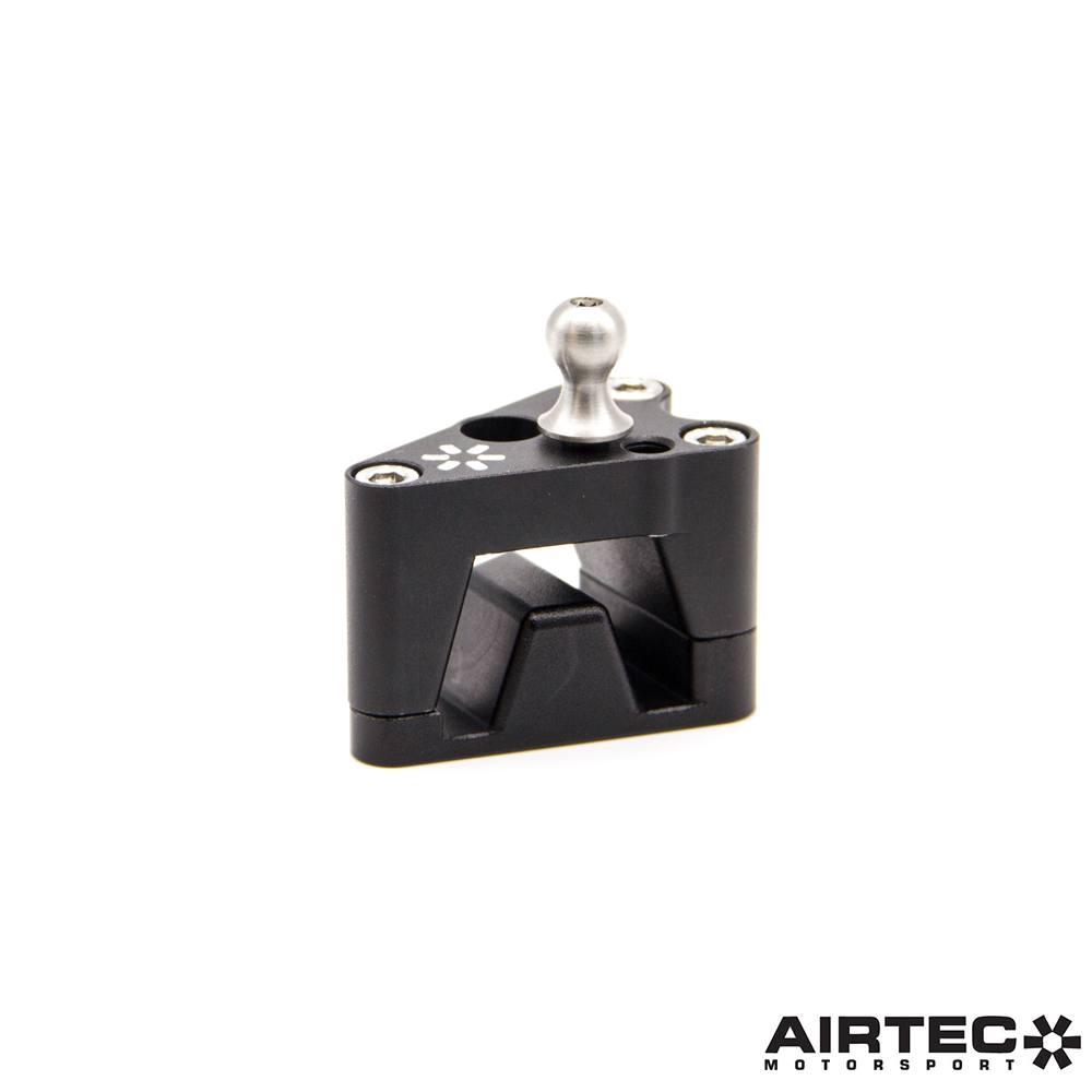 AIRTEC Motorsport Adapter skracający skok biegów do Ford Fiesta Mk8 ST (3)