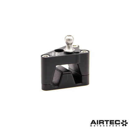 AIRTEC Motorsport Adapter skracający skok biegów do Ford Fiesta Mk8 ST (3)