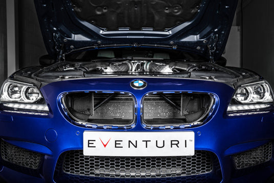 Układ dolotowy Eventuri BMW M6 F12/F13 - widok boczny