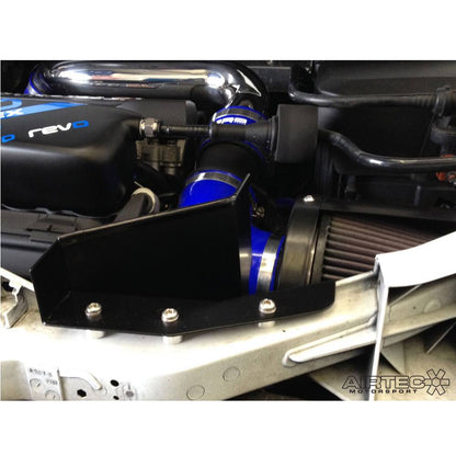 AIRTEC Motorsport Kierownica powietrza Air-Ram i panel pasa przedniego RS do dolotu Grupy A do Ford Focus Mk2 ST 225 / RS (5)