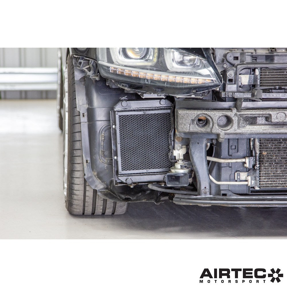 AIRTEC Motorsport Wydajniejsza chłodnica pomocnicza do VW Golf Mk7 R, Audi S3, Seat Leon, Audi TT (4)