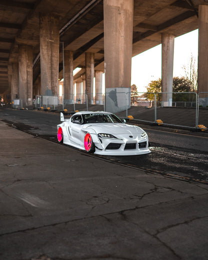 Toyota GR Supra A90 – bodykit widebody LB-WORKS V2 z maską FRP Liberty Walk – zdjęcie 26