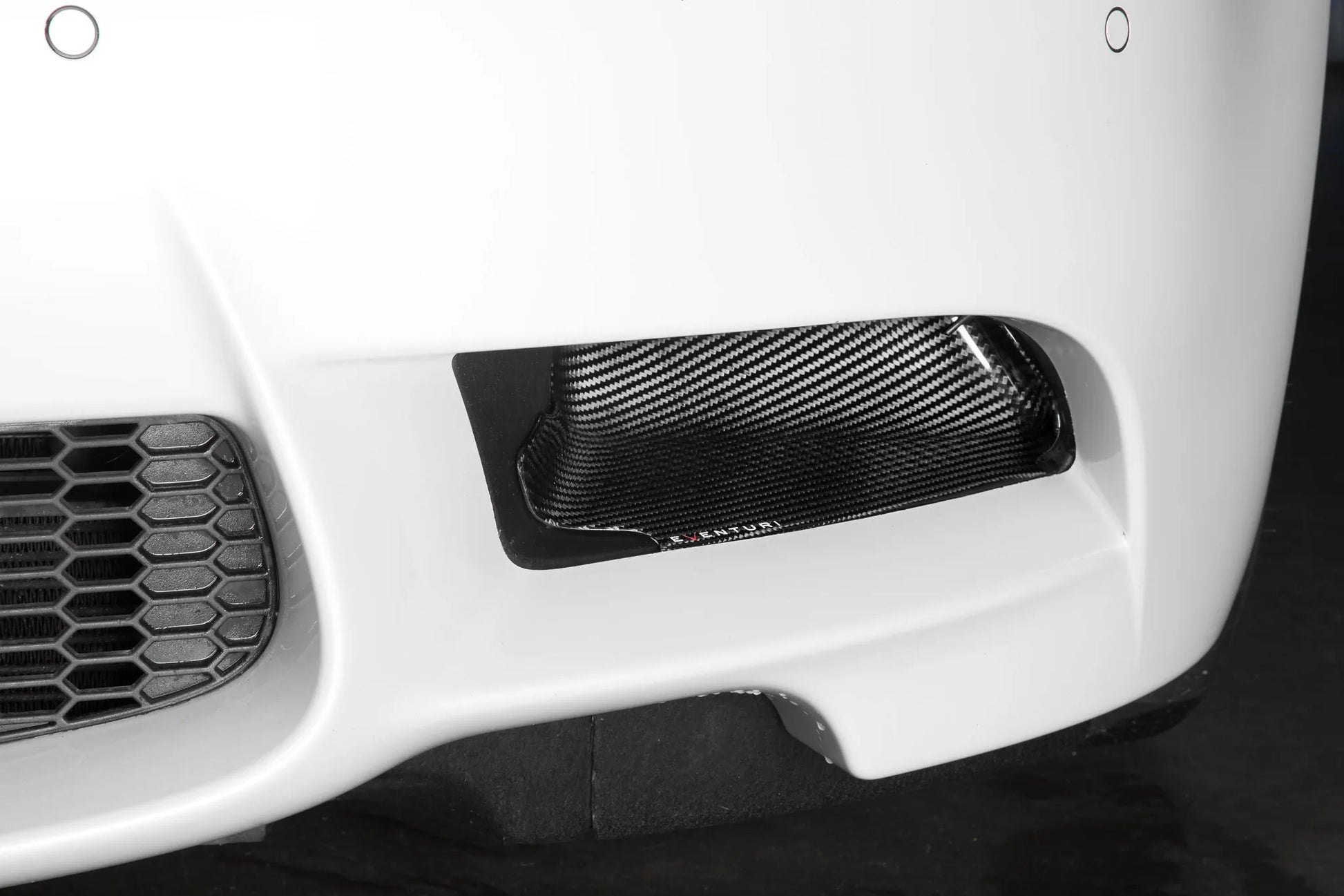 Eventuri Pokrywa airboxa BMW M3 E92/E93 - zdjęcie 7