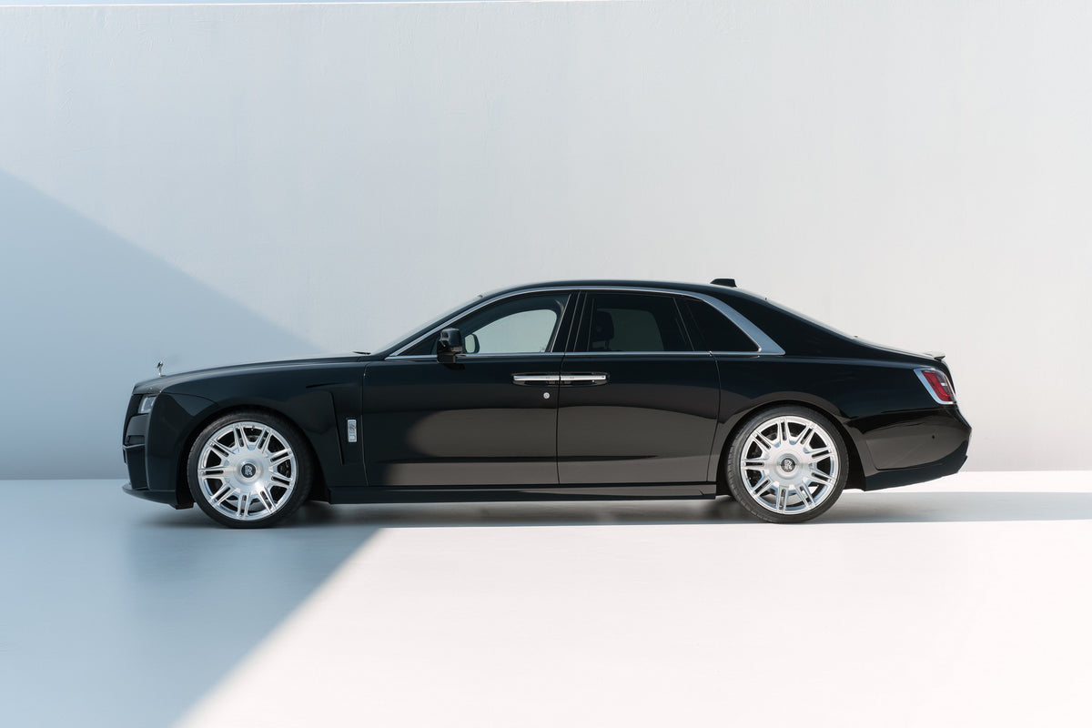 NOVITEC Komplet progów bocznych carbon – Rolls-Royce Ghost II / II Series II – zdjęcie 2