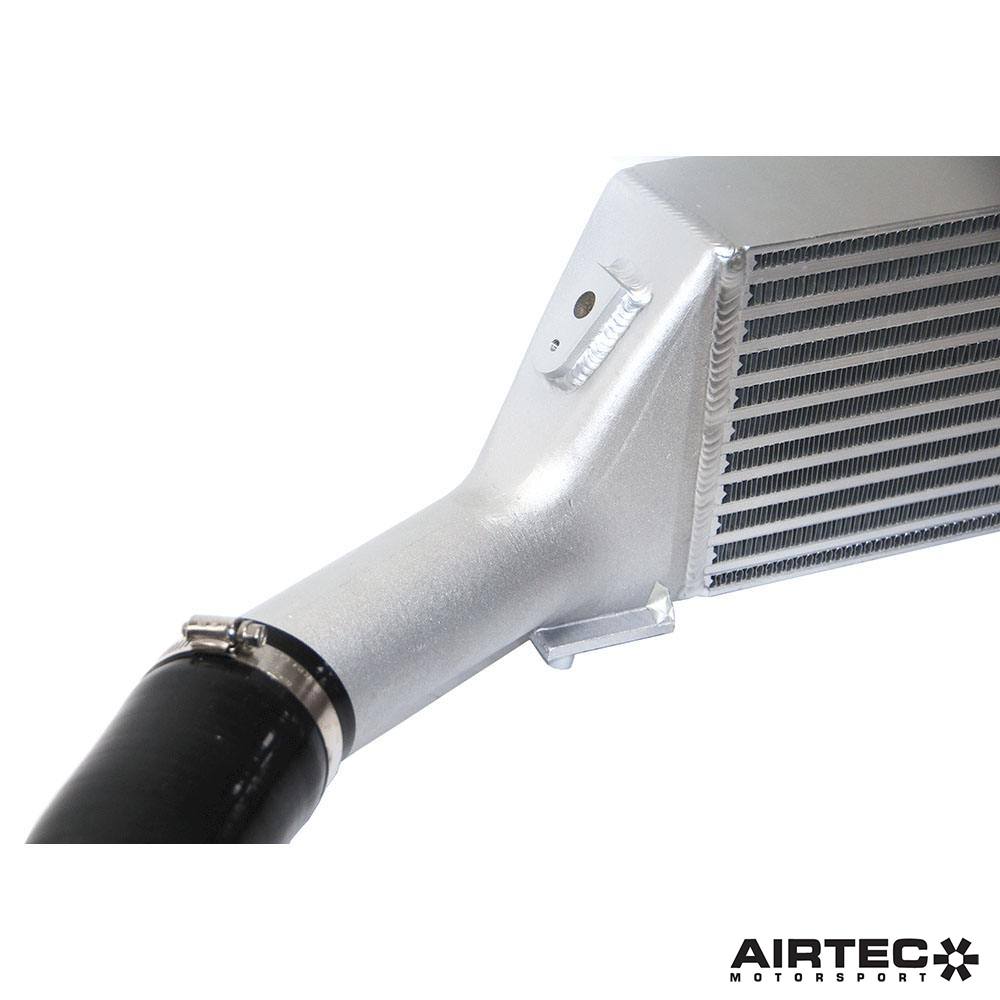 AIRTEC Motorsport Intercooler do Opel Corsa E 1.4 Turbo (4)