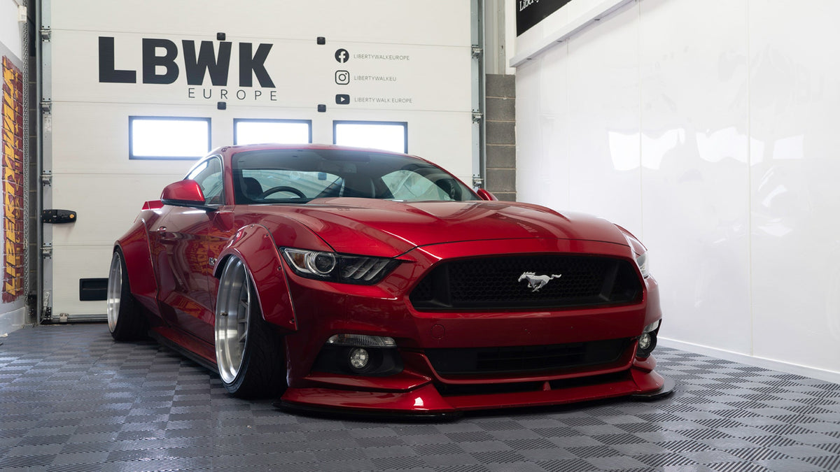 Ford Mustang (S550) – bodykit widebody LB-WORKS FRP Liberty Walk – zdjęcie 7