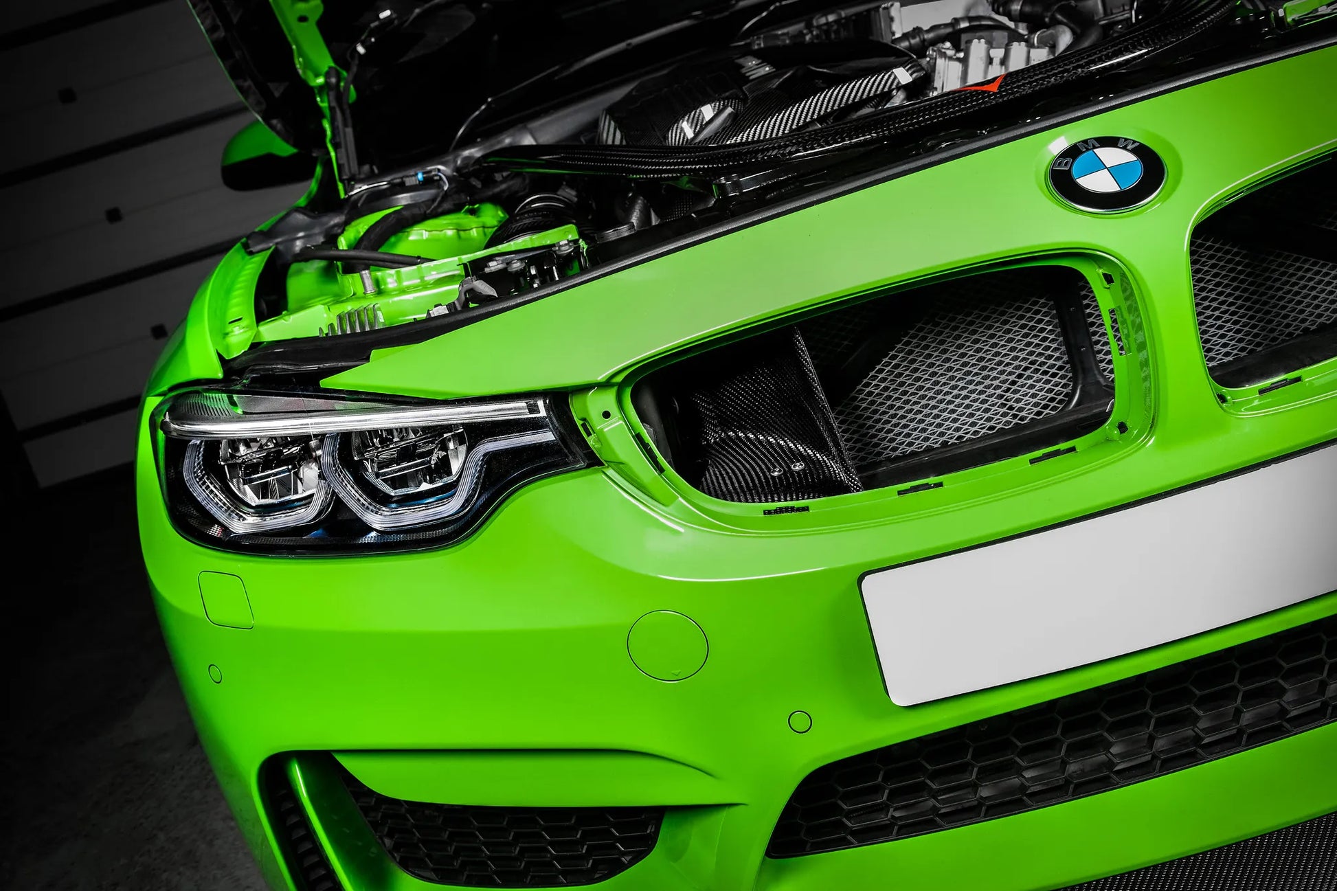 Eventuri Układ dolotowy z uszczelnionymi kanałami powietrza BMW M3 F80, M4 F82/83 - EVE-F8XMV2-CF-INT - zdjęcie 8