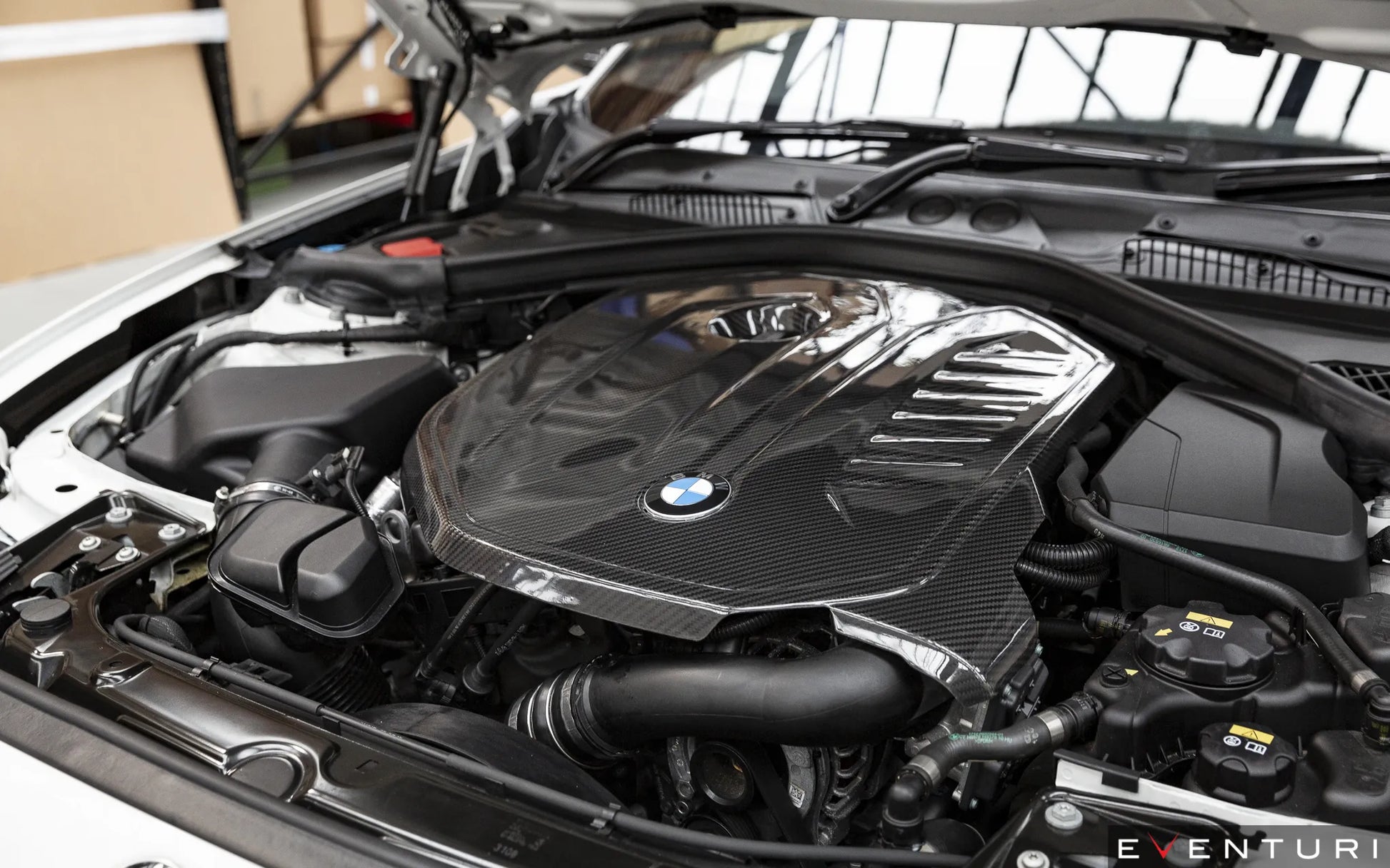 Eventuri Osłona silnika BMW B58 (M140i, M240i, M340i, M440i - Seria F) - EVE-B58F-CF-ENG - zdjęcie 2