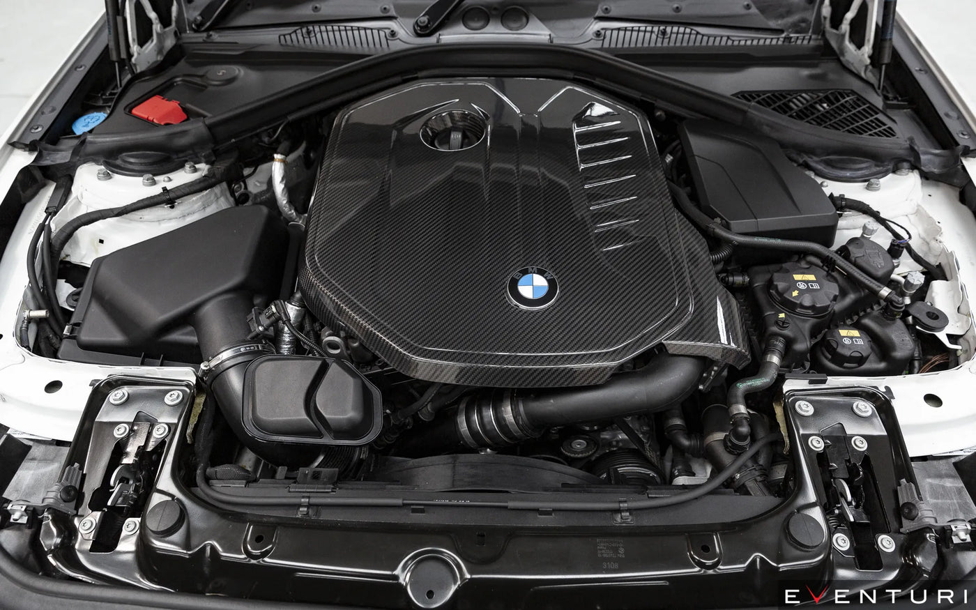 Eventuri Engine Cover BMW B58 – montaż (widok front)