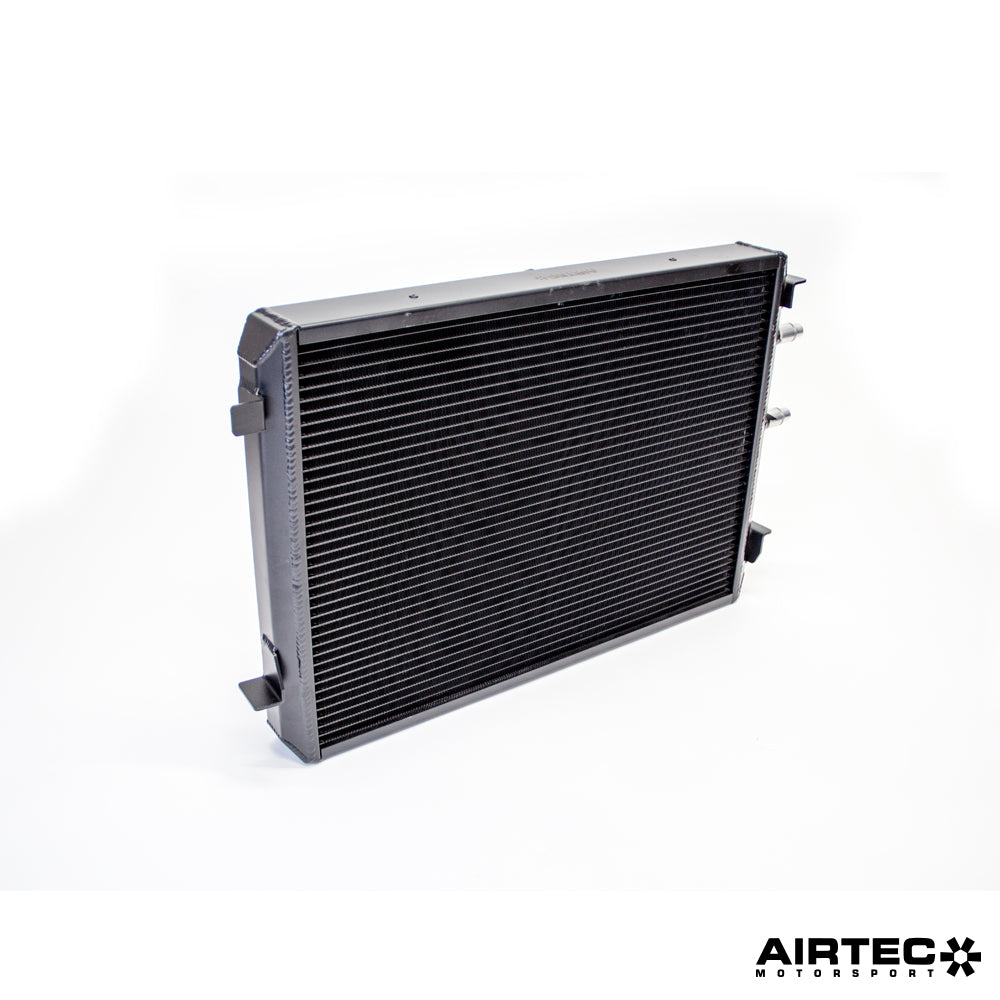 AIRTEC Motorsport Chłodnica Intercoolera do BMW M2 Competition / M3 / M4 F8X (4)