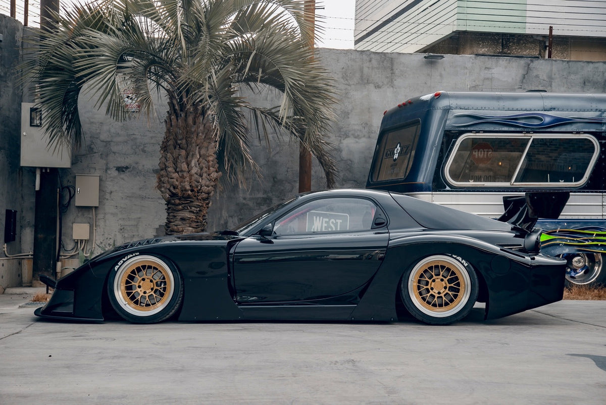 Mazda RX-7 FD – bodykit widebody LB-Super Silhouette FRP Liberty Walk – zdjęcie 23