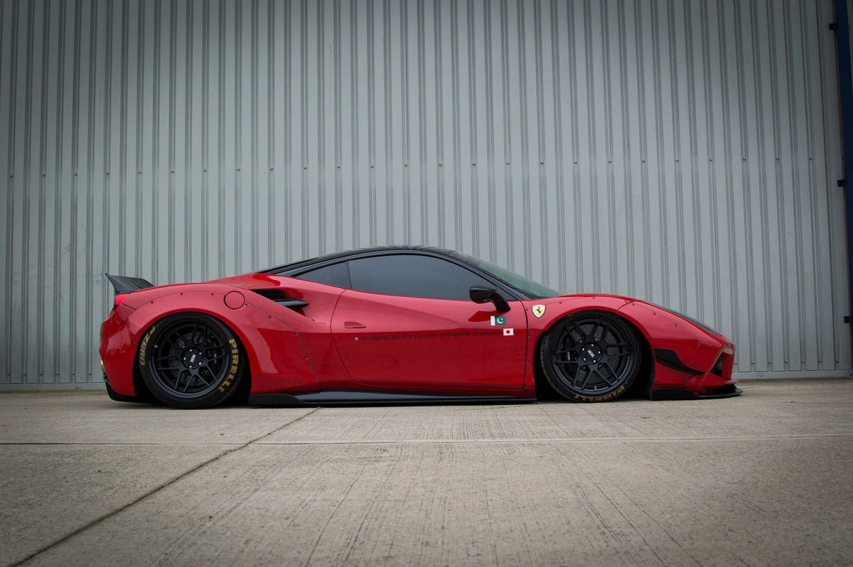 Ferrari 488 – bodykit widebody LB-WORKS FRP Liberty Walk – zdjęcie 10