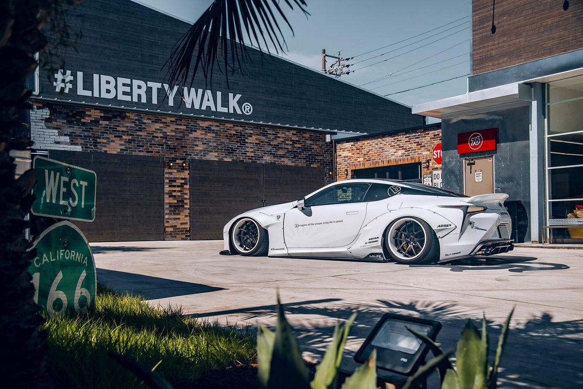 Lexus LC 500 / LC 500h – bodykit widebody LB-WORKS x Artisan Spirits V2 FRP Liberty Walk – zdjęcie 4