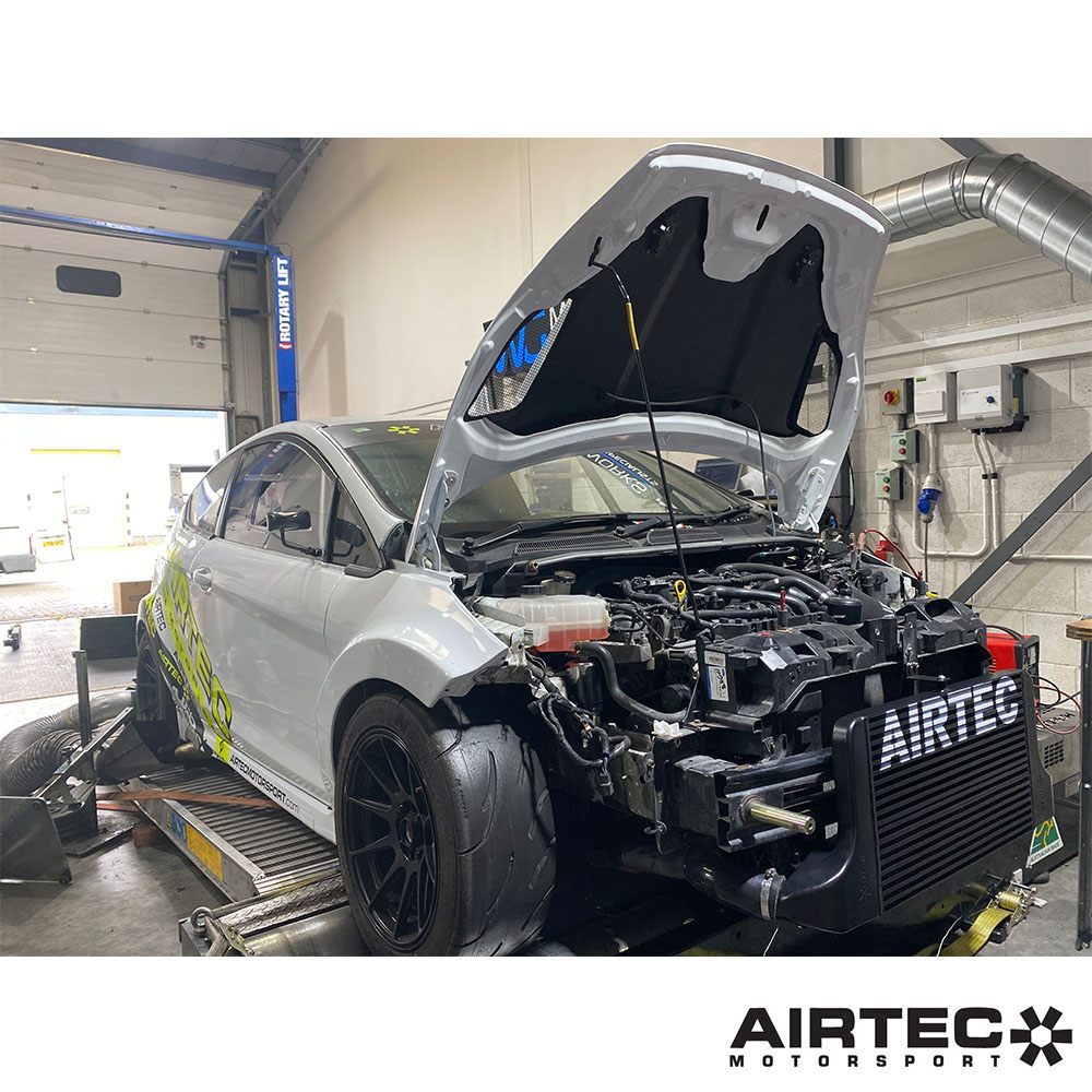 AIRTEC Motorsport Intercooler Stage 3 do Ford Fiesta Mk7 ST 180 (5)