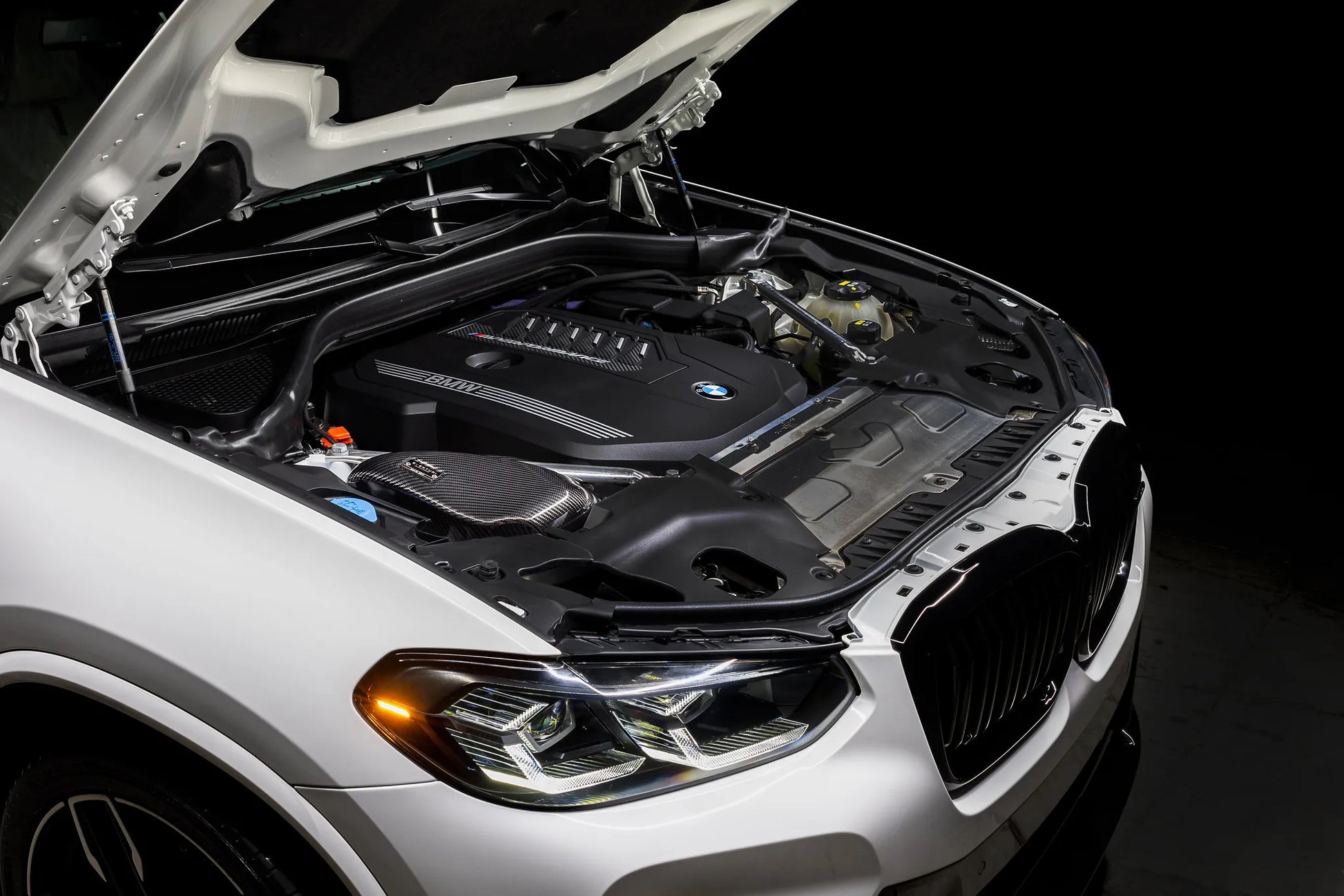 Eventuri Układ dolotowy BMW G01 X3 M40i, G02 X4 M40i (silnik B58D) - EVE-GXXB58-CF-INT - zdjęcie 8