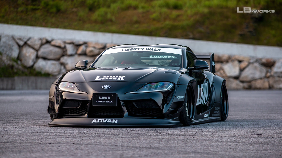 Toyota GR Supra A90 – bodykit widebody LB-WORKS V2 z maską FRP Liberty Walk – zdjęcie 8