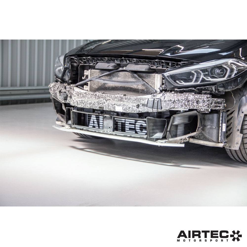 AIRTEC Motorsport Intercooler do BMW M135i (F40) (6)