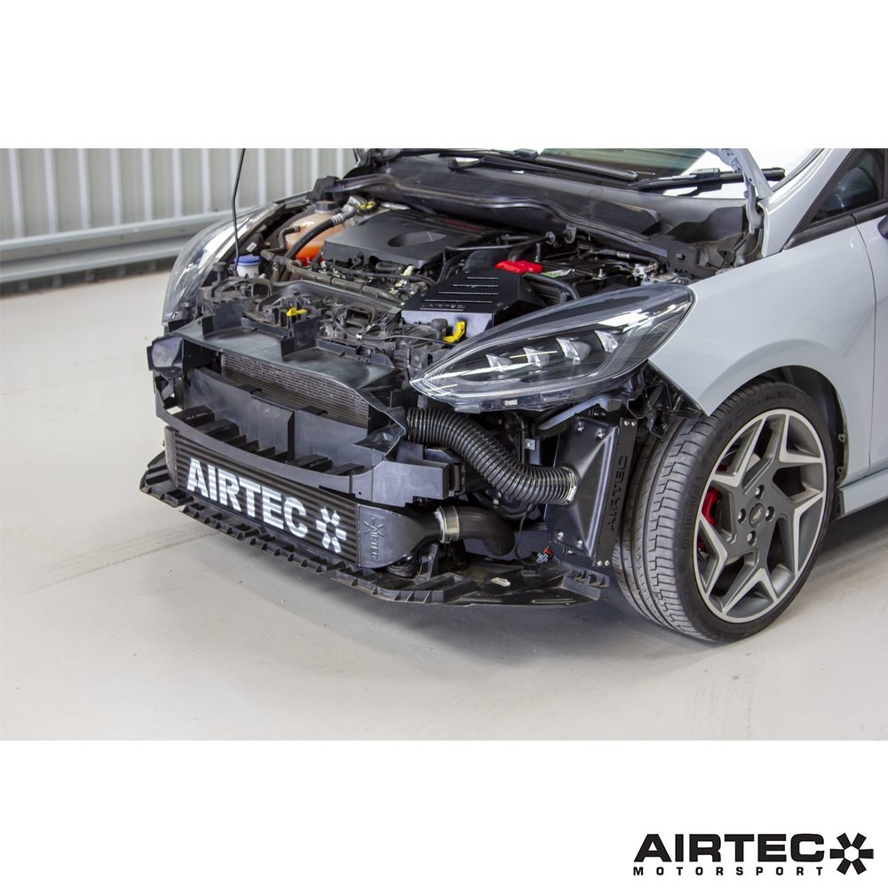 AIRTEC Motorsport Zestaw chłodnicy oleju do Ford Fiesta ST Mk8 (5)