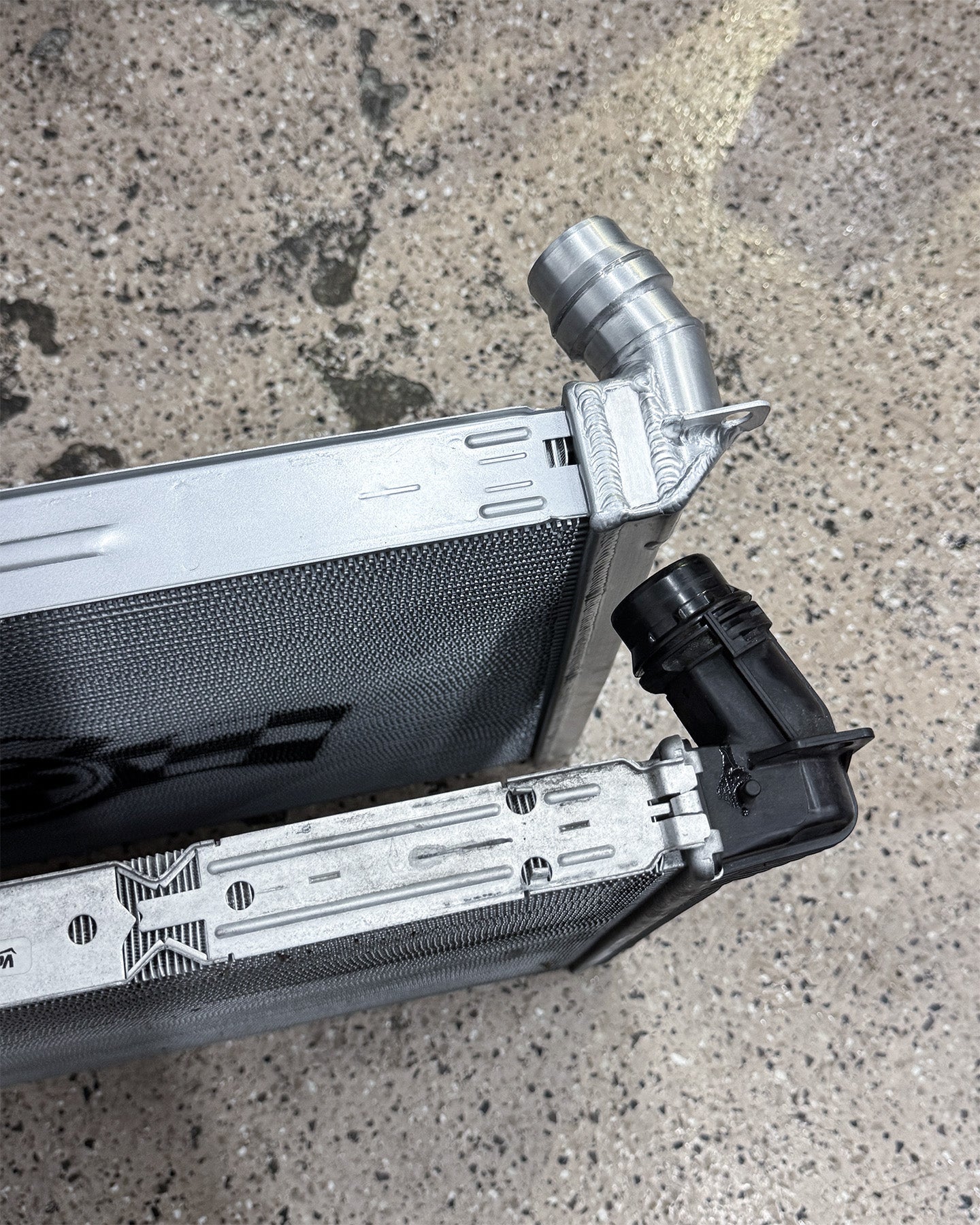 CSF Chłodnica BMW 230i (F22/F23), 230i xDrive (F22/F23), 330i (F3X), 330i GT xDrive (F3X), 330i xDrive (F3X), 340i (F3X), 340i GT xDrive (F3X), 340i xDrive (F3X), 430i (F3X), 430i Gran Coupe (F3X), 430i xDrive (F3X), 430i xDrive Gran Coupe (F3X), 440i (F3X), 440i Gran Coupe (F3X), 440i xDrive (F3X), 440i xDrive Gran Coupe (F3X), M240i (F22/F23), M240i xDrive (F22/F23) - zdjęcie 9