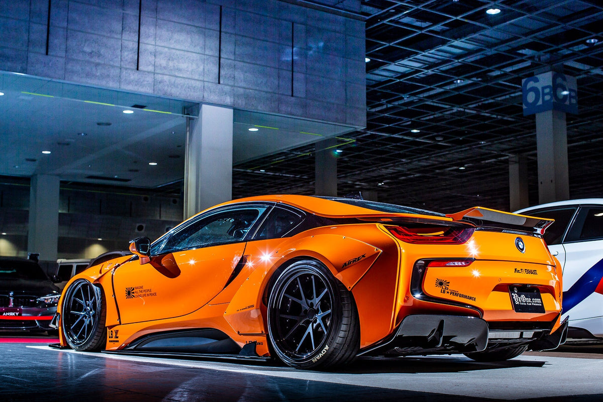 BMW i8 (I12) – bodykit widebody LB-WORKS V2 carbon Liberty Walk – zdjęcie 5