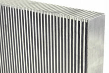 CSF Rdzeń intercoolera uniwersalny 22″ x 14″ x 4.5″ (560 x 355 x 115 mm), przepływ pionowy, rozmiar GT-R R35