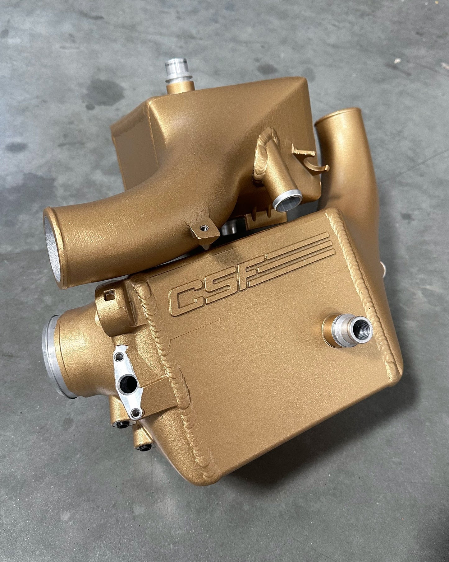 CSF Intercoolery Charge Air BMW M5, M8, M8 Gran Coupe - zdjęcie 12