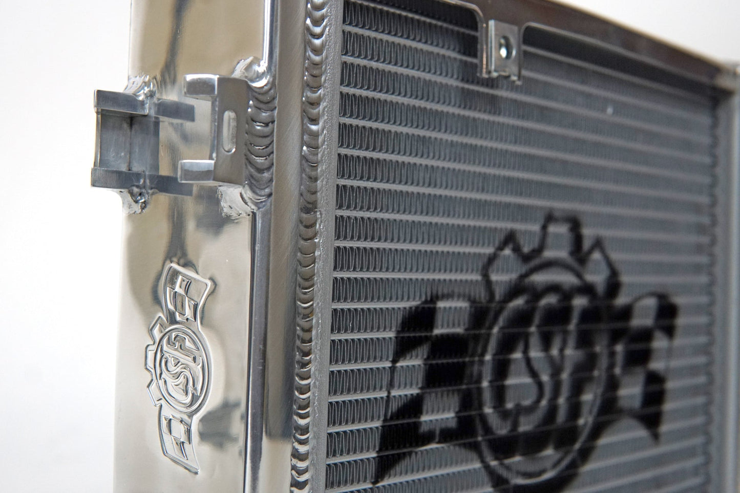 CSF Chłodnica Mercedes-Benz AMG GT (C190/R190), AMG GT S (C190/R190), C63 AMG (W205), C63 AMG S (W205), GLE580 (V167/C167), GLE63 AMG (V167/C167), GLE63 AMG S (V167/C167), GLS580 (X167), GLS63 AMG (X166, X167) - zdjęcie 8