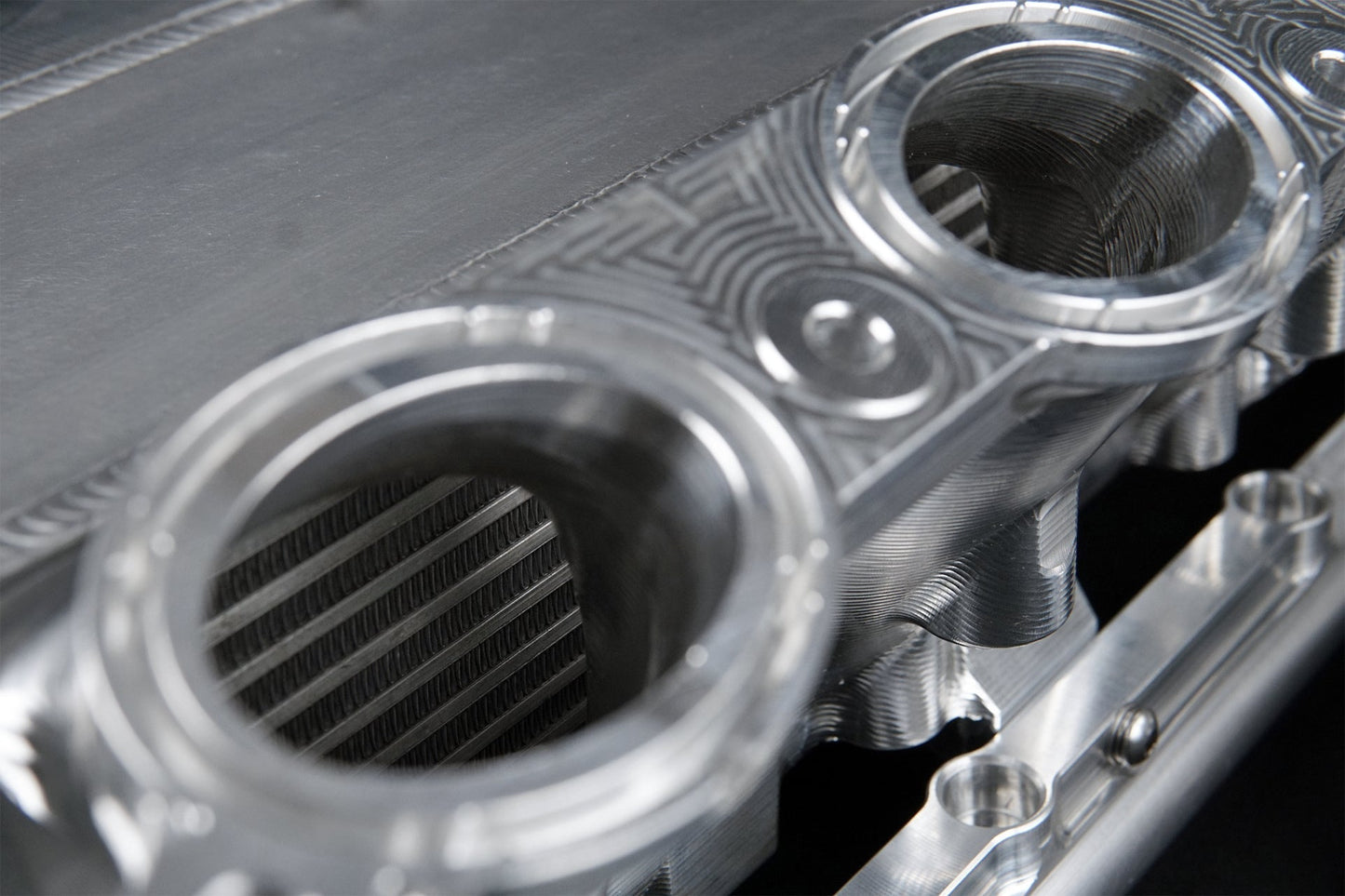 CSF Kolektor Intercoolera BMW, INEOS, Toyota 540i, 540i xDrive, 740i, 740i xDrive, 745e, 745e xDrive, 840i, 840i Gran Coupe, 840i xDrive, 840i xDrive Gran Coupe, GR Supra, Grenadier, Grenadier Quartermaster, M240i, M240i xDrive, M340i, M340i xDrive, M440i, M440i Gran Coupe, M440i xDrive, M440i xDrive Gran Coupe, X3, X4, X5, X6, X7, Z4 - zdjęcie 5