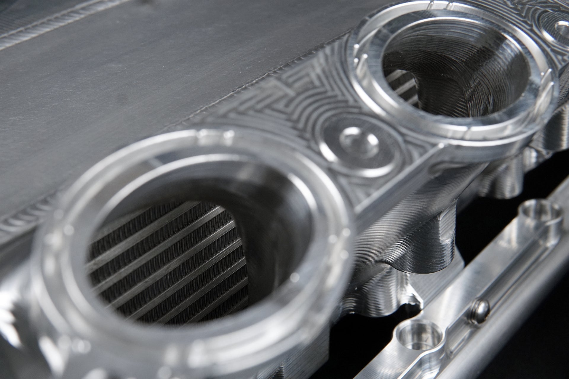 CSF Kolektor Intercoolera BMW, INEOS, Toyota 540i, 540i xDrive, 740i, 740i xDrive, 745e, 745e xDrive, 840i, 840i Gran Coupe, 840i xDrive, 840i xDrive Gran Coupe, GR Supra, Grenadier, M240i, M240i xDrive, M340i, M340i xDrive, M440i, M440i Gran Coupe, M440i xDrive, M440i xDrive Gran Coupe, X3, X4, X5, X6, X7, Z4 - zdjęcie 5